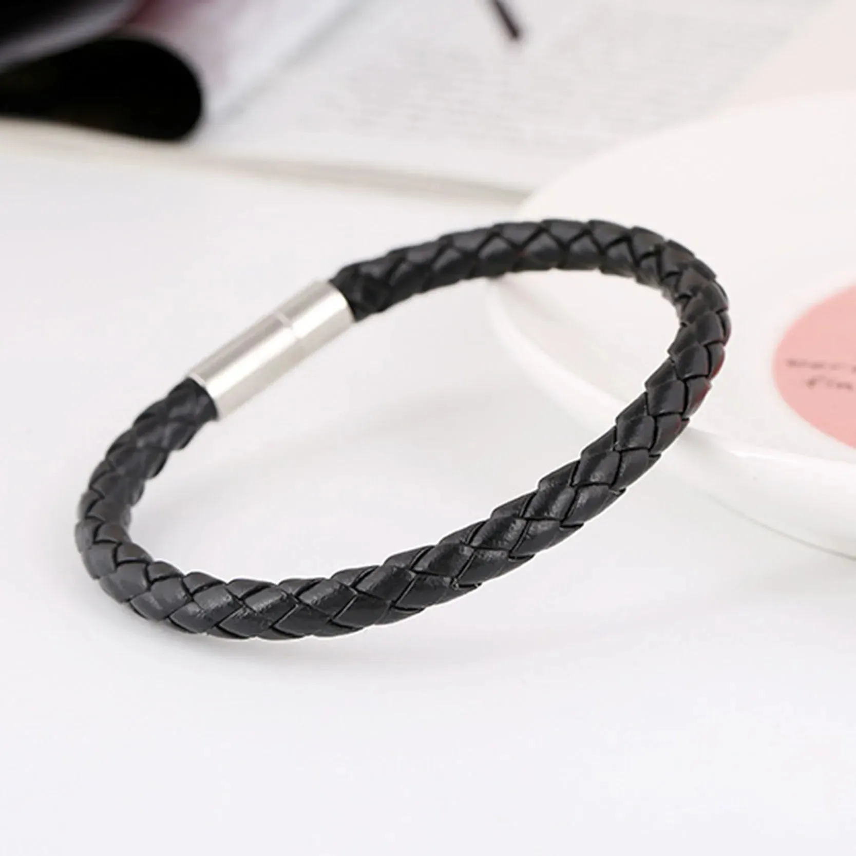 Pulseras de cuero